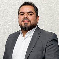 Headshot of Carlos Duque Jáuregui