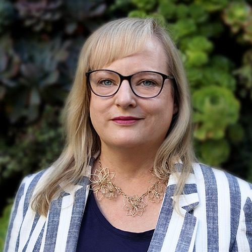 Donna Jones Headshot