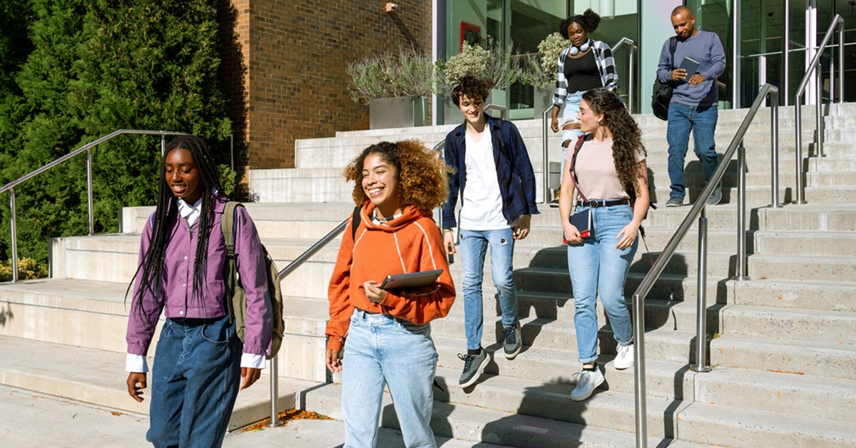 Students leaving campus